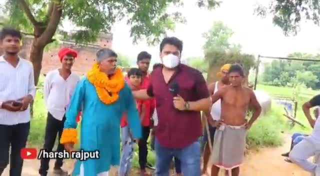 #वाह मुखिया जी ये तो कमाल का फोटो ले लिए मीडिया वाले।