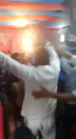 लालगंज: हमारे बसंता जहानाबाद के वर्तमान मुखिया अवधेश सिंह जी का महिलाओ को सम्मान देने का तरीका आप खुद देख ले#mukhiyaji