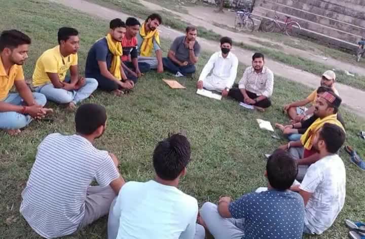 #PurneaAirport  निर्माण मुद्दे को लेकर चलाए जा रहे हस्ताक्षर अभियान को अंतिम रूप देने हेतु आज इंदिरा गाँधी स्टेडियम,पूर्णियाँ में मिथिला स्टूडेंट यूनियन जिला इकाई की बैठक की गई। MSU ने ठाना है पूर्णियां एयरपोर्ट बनवाना है