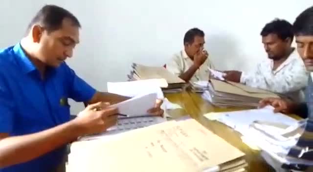 टेटिया बम्बर: प्रखंड सह अंचल कार्यालय टेटिया बंबर में पंचायत चुनाव के अंतर्गत आज सभी उम्मीदवारों की हुई स्क्रूटनी #पंचायतचुनाव