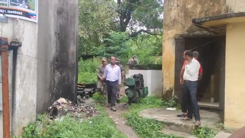गढ़वा: नगर के पेयजल एवं स्वच्छता विभाग में पलामू एसीबी की टीम ने घूस लेते एक कर्मचारी को किया गिरफ्तार #एसीबी