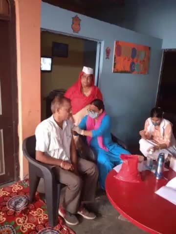 #हरियाणा_प्रदेश_कांग्रेस_महिला_सेवादल 
आदरणीय राष्ट्रीय अध्यक्ष #लालजी_देसाई जी के निर्देशानुसार हरियाणा महिला  सेवादल प्रमुख #सुनीताशर्मा जी व समस्त महिलासेवादल कोरोना के खिलाफ एक योद्धा बन लगातार मैदान में है. टीम फरीदाबाद