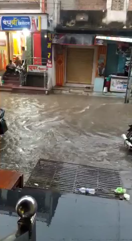 अजमेर: Sheoganj me barish #public_app #narendramodinews @