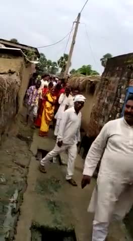 जिला परिषद क्षेत्र संख्या 8 में जनसंपर्क करते हुए।
#शहजादी_खातून 
#Rafiganj #Aurangabad #Bihar