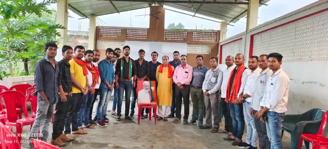 भाजयुमो बलरामपुर के द्वारा प्रधानमंत्री श्री नरेन्द्र मोदी जी का जन्मदिन मनाया गया।
#happybirthdaymodiji
