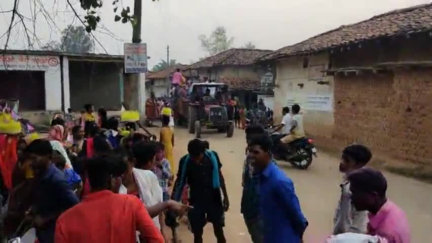 उदयपुर धरमजयगढ़: gharghoda#chhetra ke kaya #gaw me manaya gya nayakhayi ka taihar@##