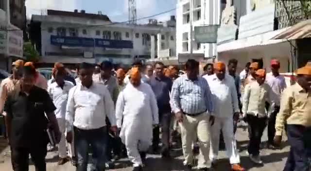 #आप सभी लोगों के प्यार से #अपनी पार्टी सेकुलर का कार्यक्रम संपन्न हुआ #लखनऊ में बापू भवन के सामने जो लोगों की उपस्थिति हुई उनको बहुत-बहुत धन्यवाद और जो नहीं पहुंच पाए उनको भी बहुत-बहुत धन्यवाद आपका अपना #बृजेश #चौहान #प्रदेश #उपाध्यक्ष