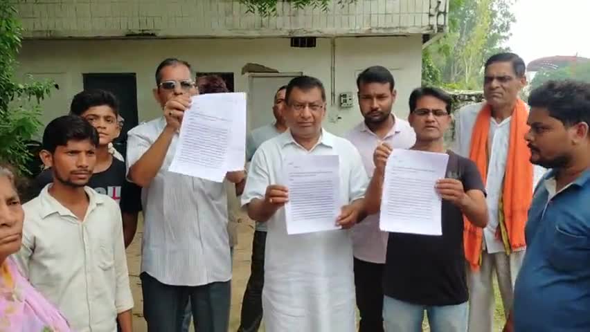 भू माफिया कर रहे सरकारी तालाब में कब्जा,भयभीत जनता पहुँची एसीपी के पास#kanpur #kanpurnews #kda #dmkanpur #kalyanpur