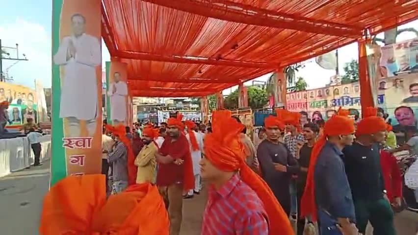 ग्वालियर गिर्द: जैंद्र गंज पर बीजेपी कार्यकर्ताओ ने ज्योतिरादित्य सिंधिया के स्वगा के लिए जोरो सोरो से ततियारिया ki. #gwaliorcit #newe