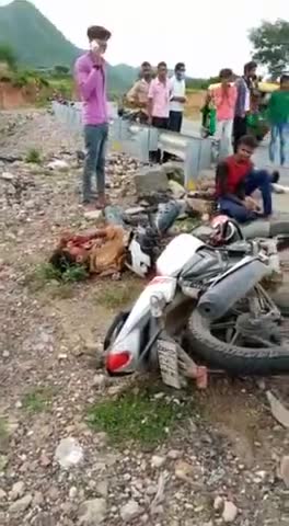 बड़गांव: nyakheda me huy axident ek gayal huya#zee news