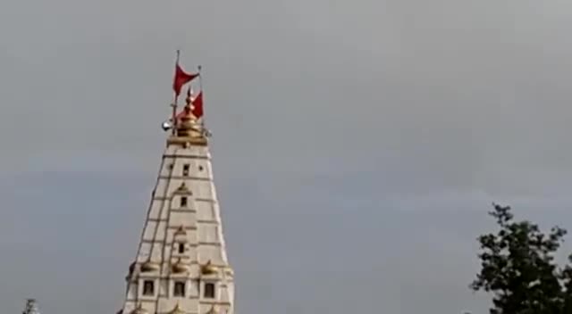 मंदसौर: अंनत चतुर्दर्शी पर्व पर शिवना नदी पर अत्यधिक जल बहाब के बाबजूद गणेश जी की प्रतिमा की विसर्जित #lockdown #ganesh