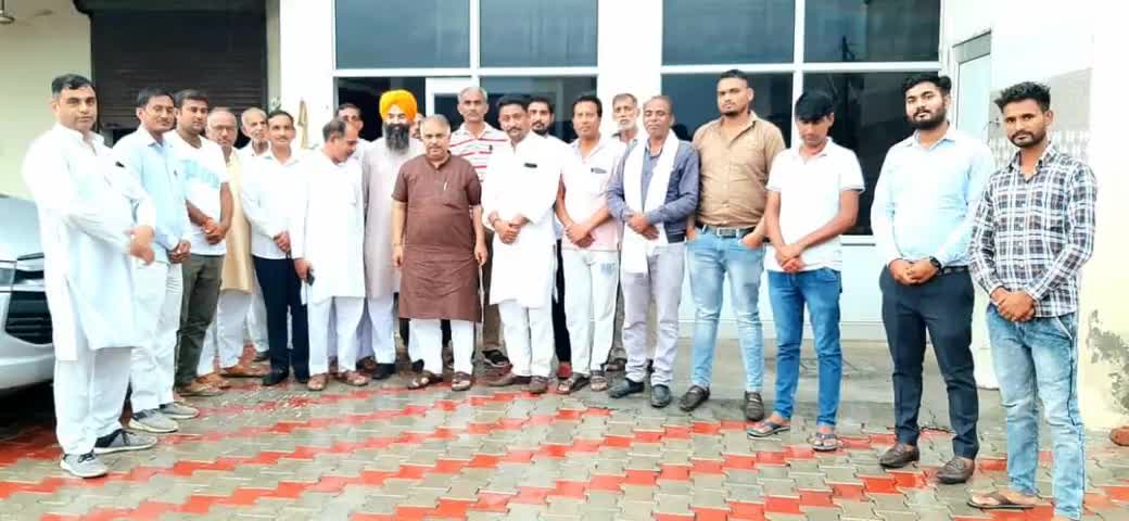 #भगवानदासकबीरपंथी #BJPनीलोखेड़ी
आज निसिंग मण्डल के गाँव गुनियाना मे निसिंग मण्डल की एक बैठक हुई जिसमें मुख्यरूप से भगवानद