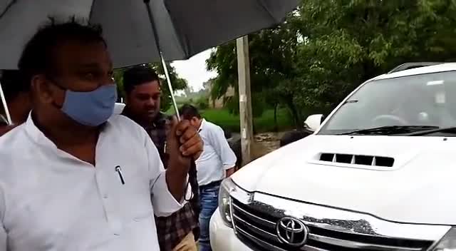 माननीय पूर्व विधायक राजेश यादव जिंदाबाद जिंदाबाद 
समाजवादी पार्टी जिन्दाबाद जिन्दाबाद 
#22_में_बाइसिकल में_बाईसकिल