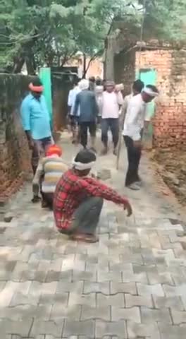 इतना संघर्ष कभी देखा नहीं होगा
#मेरी_पंचायत_मेरी_जान
एक होना और एक साथ मिलकर काम करना दोनों में बहुत फर्क है