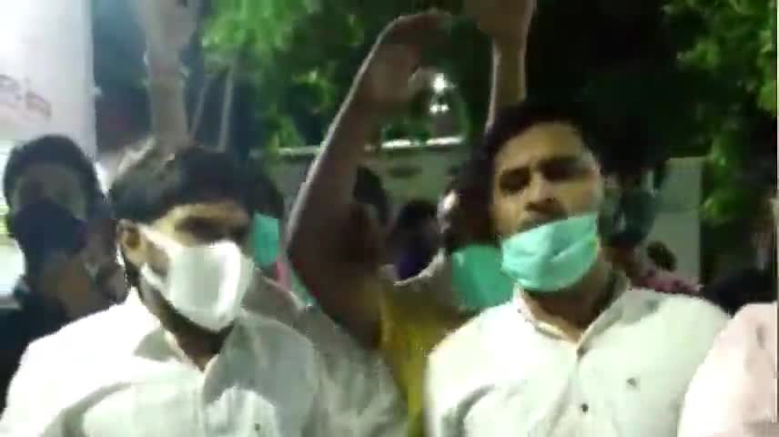 आगरा: कमला नगर थाने में एबीवीपी के कार्यकर्ताओं के खिलाफ हुआ मुकदमा दर्ज, 10 लोग नामजद #एबीवीपी