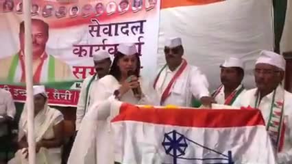 करके बुलंद हौसला, नारी उठ चल आ मैदान में ,
अबला नही तू सबला है, सारे हिंदुस्तान में।

जय हिंद।
#सुनीता_शर्मा