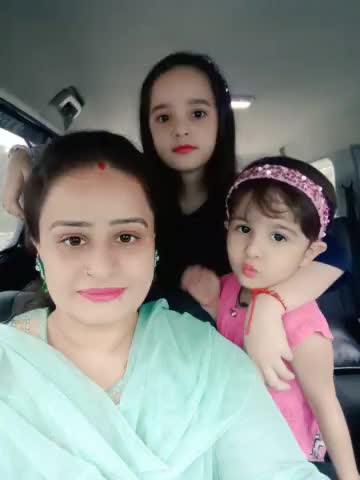 Daughter is not equal to tension, But in today's world Daughter is equal to Ten son' s.  #breakingnews #daughtersDay