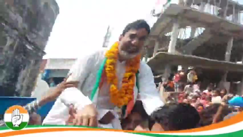 उप नेता विपक्ष #ChAftabAhmed जी को गांव सलंबा में मिला आपार जनसमर्थन, दर्जनों परिवार हुए कांग्रेस में शामिल। #aftab.814