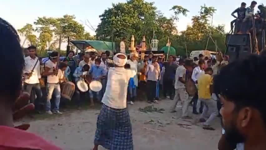 बंजरिया: अंचल के अजगरी पंचायत मे सौहार्द एवं भाईचारे के साथ मनाया जा रहा है #चेहल्लुम