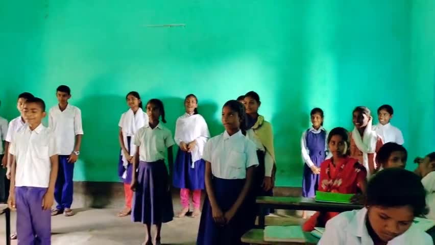 स्कूली बच्चों के शारीरिक, मानसिक एवं बौद्धिक विकास के लिए सबसे शानदार जानदार खेल।
#fitindia