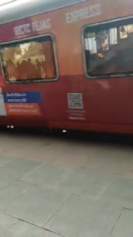 trai the prank#kanpur#viral#follow me#1m#kanpur#train#100m#14lakh#famouse