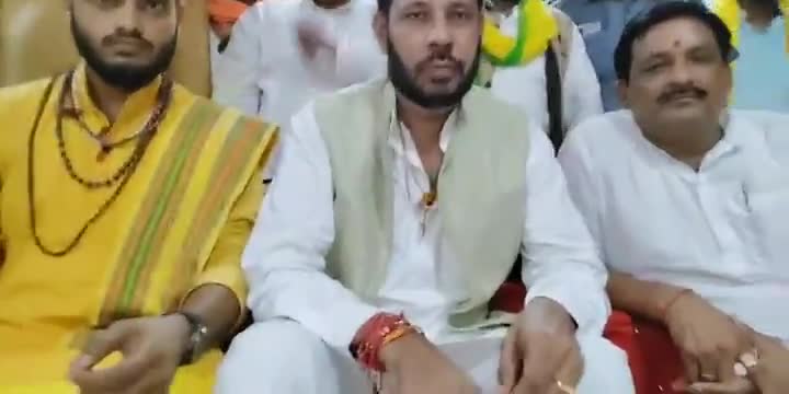 #प्रतापगढ़ में राष्ट्रीय परशुराम सेना,अन्य 22 ब्राह्मण संगठनों द्वारा आयोजित #ब्राह्मण_महापंचायत के दौरान #हमारे_नेता