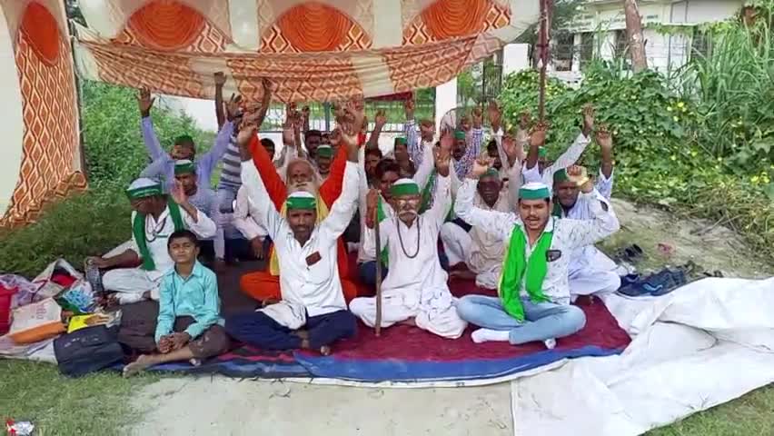 #भाकियू टिकैत का बिजली विभाग के खिलाफ अनिश्चितकालीन धरना जारी चौथे दिन भी 
जय जवान जय किसान