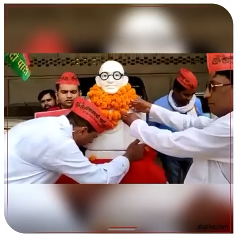 भाई क़तई ज़बरदस्त काम करते हैं समाजवादी । 

एक रो रहा है एक हंस रहा है ….🤦🏻‍♂️🤷🏼‍♂️🤪 

 #comedy_nights_with_SP