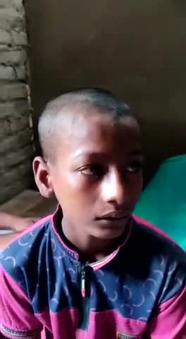 चौथम प्रखंड अंतर्गत सरसावा पंचायत न्यू #बंगलिया मां काली स्थान दान पेटी में रुपया चुरा रहे थे तो चोर को पकड़ लिया