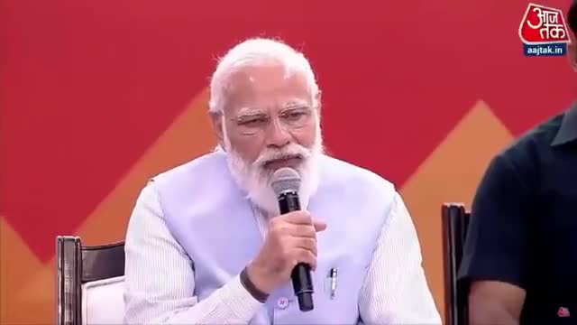 #निशब्द
#न्यू_इंडिया

गजब बेइज्जती हैं यार
