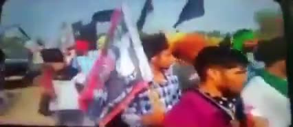 #दुःखद #शर्मनाक 
इस वीडियो में तो साफ़ दिख रहा है कि किसानों को मंत्री के बेटे द्वारा कुचला जा रहा है. no more bjp