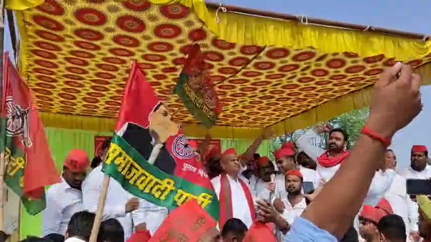 मोदी शर्म करो, दोषी को बर्खास्त करो। #किसान_एकता_जिंदाबाद