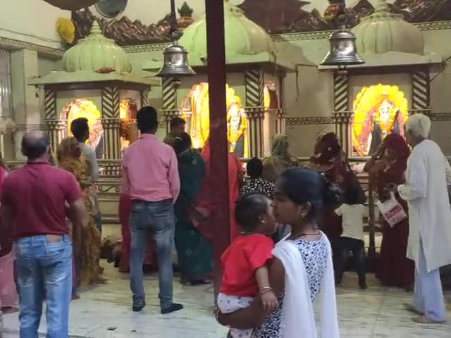 कटनी नगर: आज से नवरात्र प्रारम्भ मंदिर में लगने लगी भक्तों की भीड़
#navratri #katninews