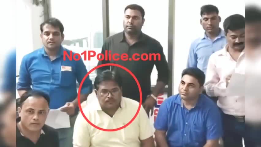 सागर लोकायुक्त ने पटवारी को 20 हजार की रिश्वत लेते रंगे हाथों दबोचा
#sagar #sagarmp #bribe #bjp #congress #corruption