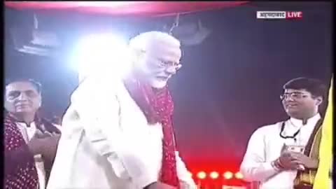 नवरात्र का दूसरा दिन: मां दुर्गा के ब्रह्चारिणी स्वरूप की करें पूजा

#नवरात्र #नवरात्रि #navratri2021