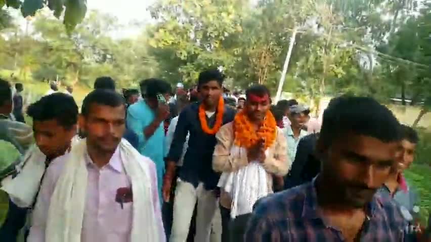 सिरदला प्रखण्ड के धीरौंध पंचायत से राजाराम यादव ने पंचायत समिति सदस्य के लिए करवाया नामांकन।#चुनाव#उतरी#समिति#2021#