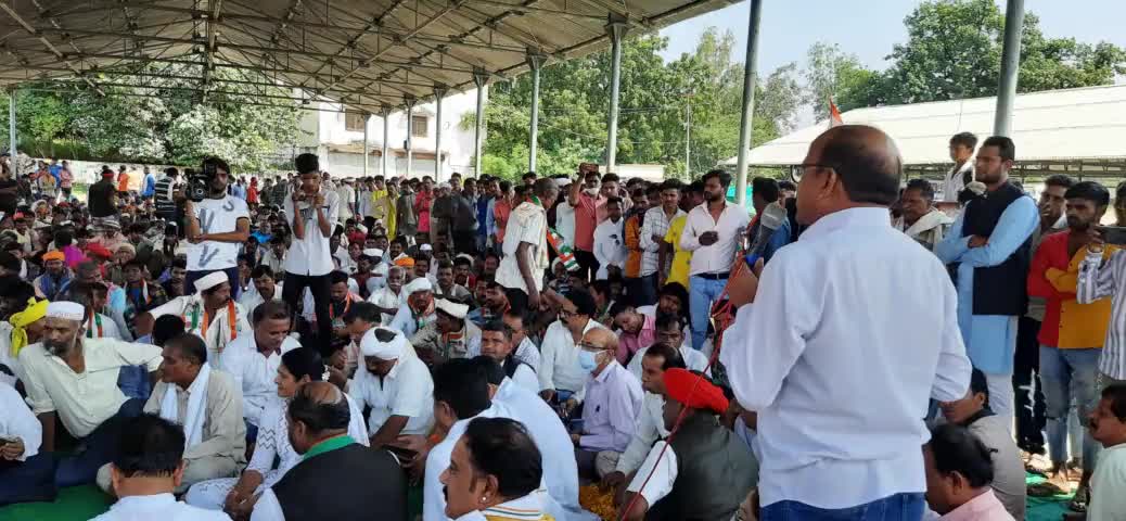 जोबट उपचुनाव में जनसभा में संबोधित कर कांग्रेस को विजय बनाने का आव्हान किया

#drgovindmujalda