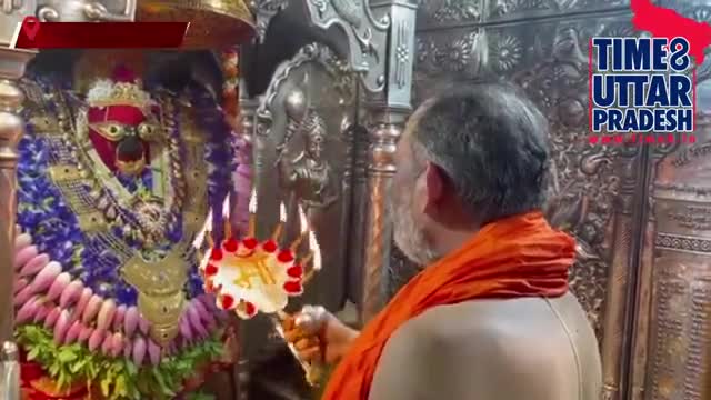 शारदीय नवरात्र पर माँ विंध्यवासिनी धाम में भक्तों की उमड़ी भीड़, जयकारे से गुंजा धाम Ravi Gupta (report) 
#navratri2021 #navratrispecial #vindhyachal