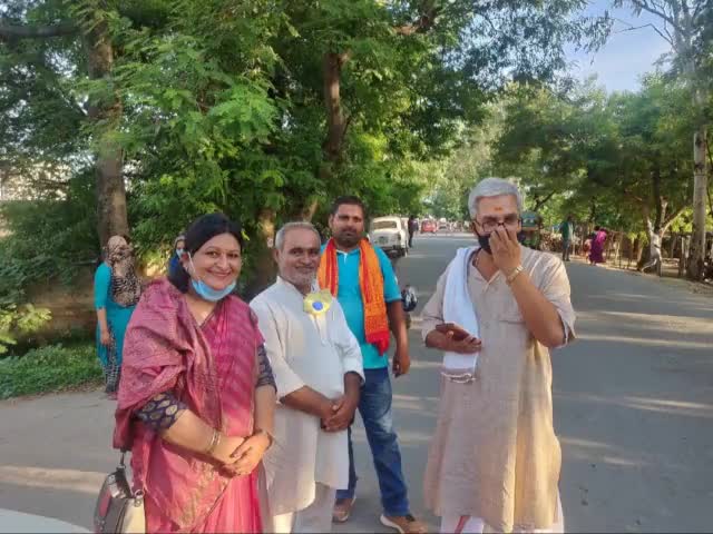 #विनम्र_श्रद्धांजलि
 जिले के आन बान और शान अपने तर्कशक्ति से किसी भी विषय पर लोगों को परास्त करने वाले भाजपा के वरिष्ठ नेता और स्वयंसेवक श्री विजेंद्र चौबे जी अचानक आज सुबह 5:00 बजे ही स्वर्ग लोक वासी हो गए ।
