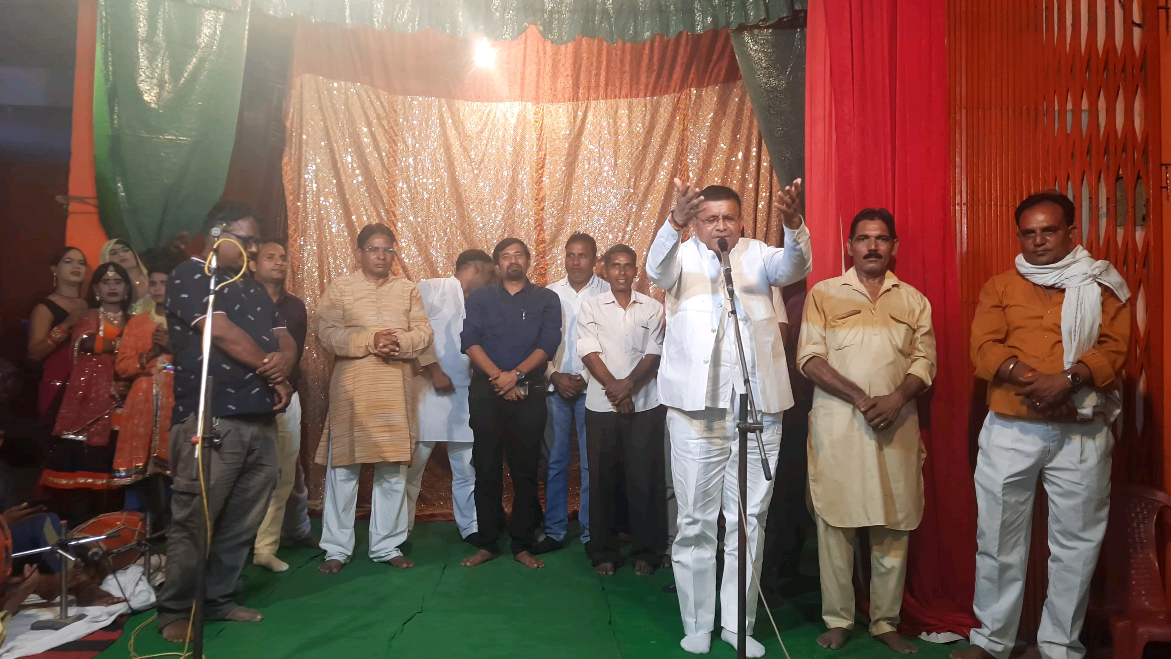 #हसनपुर_विधानसभा की नगर पंचायत सैदनंगली में श्री रामलीला में सम्मिलित हुआ। 
#चन्द्रपाल_खड़गवंशी 
#हसनपुर #भाजपा