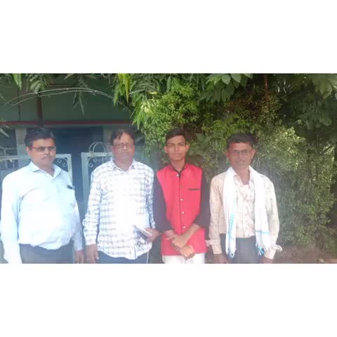 बेरला: आज 13 अक्टूबर झेरिया यादव समाज के #प्रदेश_अध्यक्ष जगनीक यादव से बेरला क्षेत्र के यादव बंधु मुलाकात कर किये समाजिक चर्चा