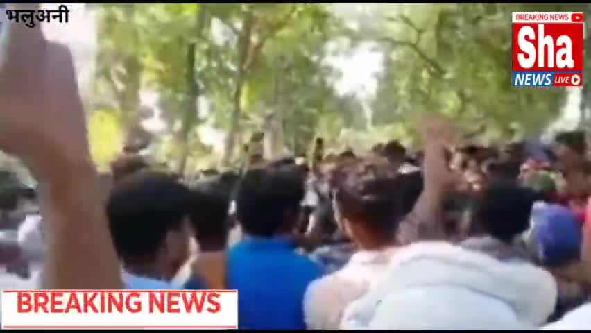 जनसेवा केंद्र संचालक की हत्या कर शव फेका, नाराज परिजनों और ग्रामीणों ने लगाया जाम
#shanewslive #deoria