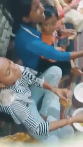 Railway Station Kshetra :- Jila mantri chameli devi ke ghar kanya bhoj #happynavratra