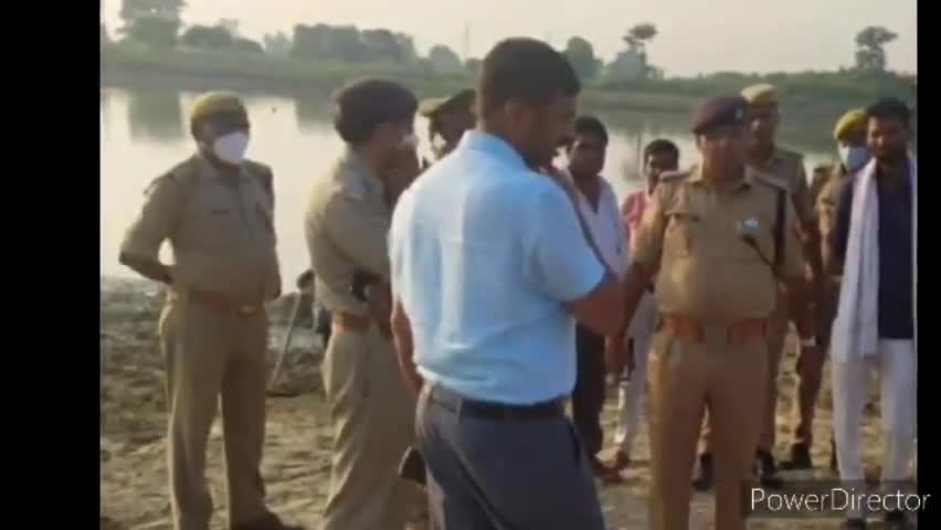 बहराइच: #गायघाट पुल सरयू नदी पर मूर्ति विसर्जन का किया गया निरीक्षण...