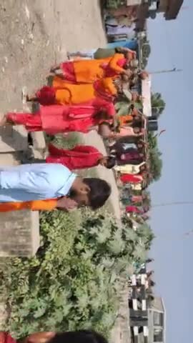 #औराई: जय माँ दुर्गा पूजा समिति औराई बाजार पे शांतिपूर्ण कलश विसर्जन यात्रा संपन्न हुआ।