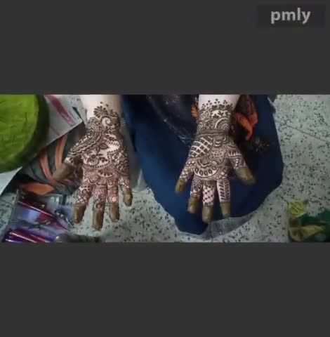 यदि आप इस करवाचौथ मेहंदी लगवाना चाहते हैं bombay mehandi art 
gole market amir Nishan 
पर विजिट करें 
#karvachauth