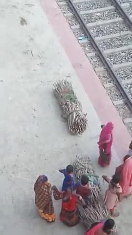 मानसी सहरसा रेलखंड #धमारा घाट के समीप