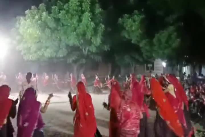 #गरबा महोत्सव  समापन समारोह आंजनीमाता राजेश्वर धाम नया #चेण्डा मे रखा।