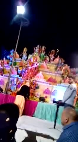 बढ़ाना सत्संग से कोई सहारा जीवन तन मन धन हो वारा परम पिता परम शक्ति ने जीवन संवारा #धार्मिकमहफिल #अशोकअरोड़ाझिलमिल