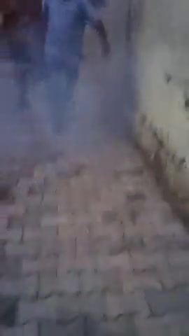हाथरस: आज ग्राम #शहजादपुर  में गली गली में जाकर प्रधान पति दुआरा फॉगिंग का कार्य पूर्ण कराया। 
#शहजादपुर